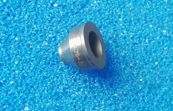7213850-56/7244104 SEAT 0.38mm(0.015in) NOZZLE 0.100mm(0.004in) Asymtek Machine Part
